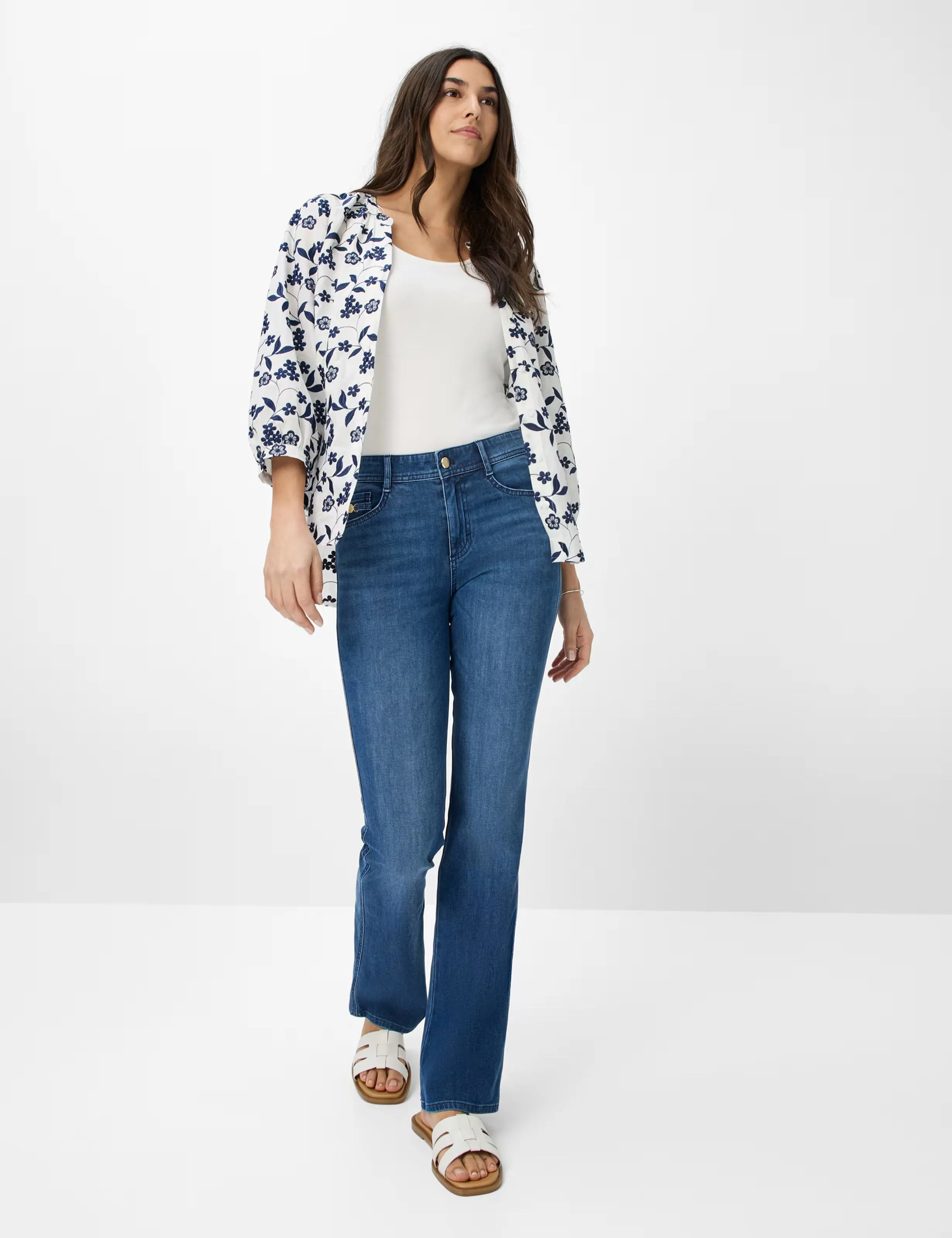 Brax Shakira Free to Move Slim Bootcut Jean