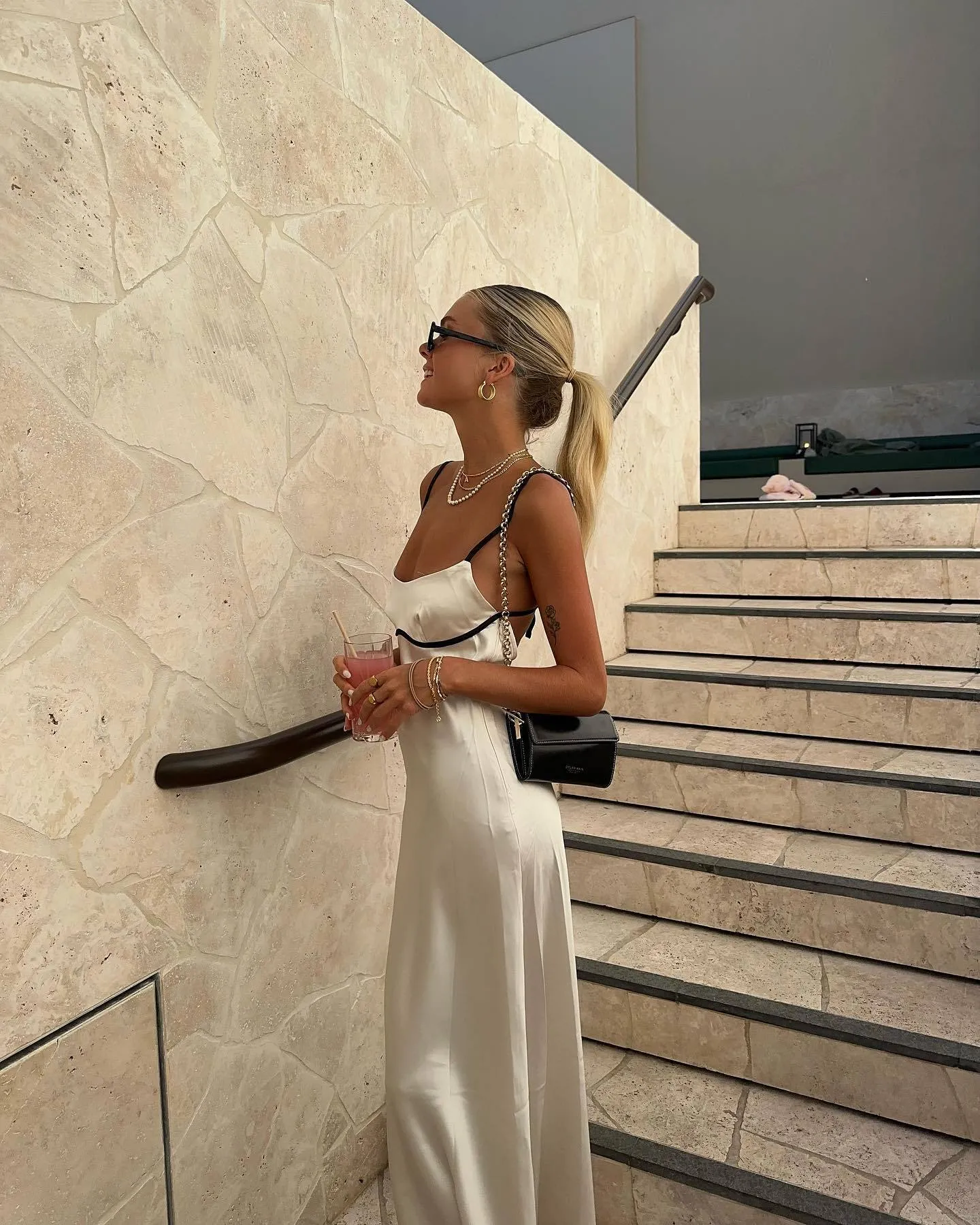Elegant Strappy Off-shoulder Backless Waist-tie Dress