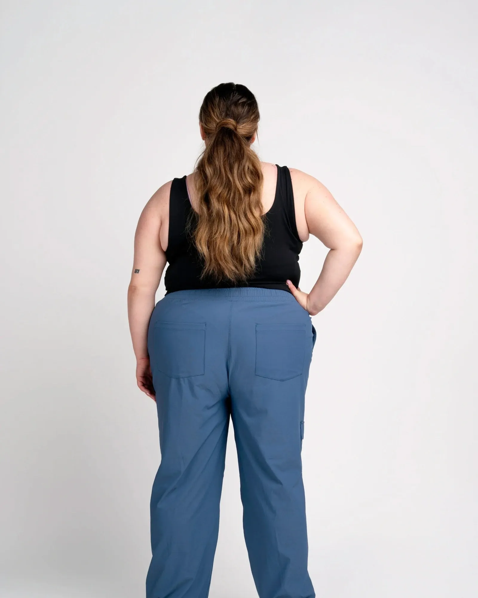 go explore essential pant | stargazer