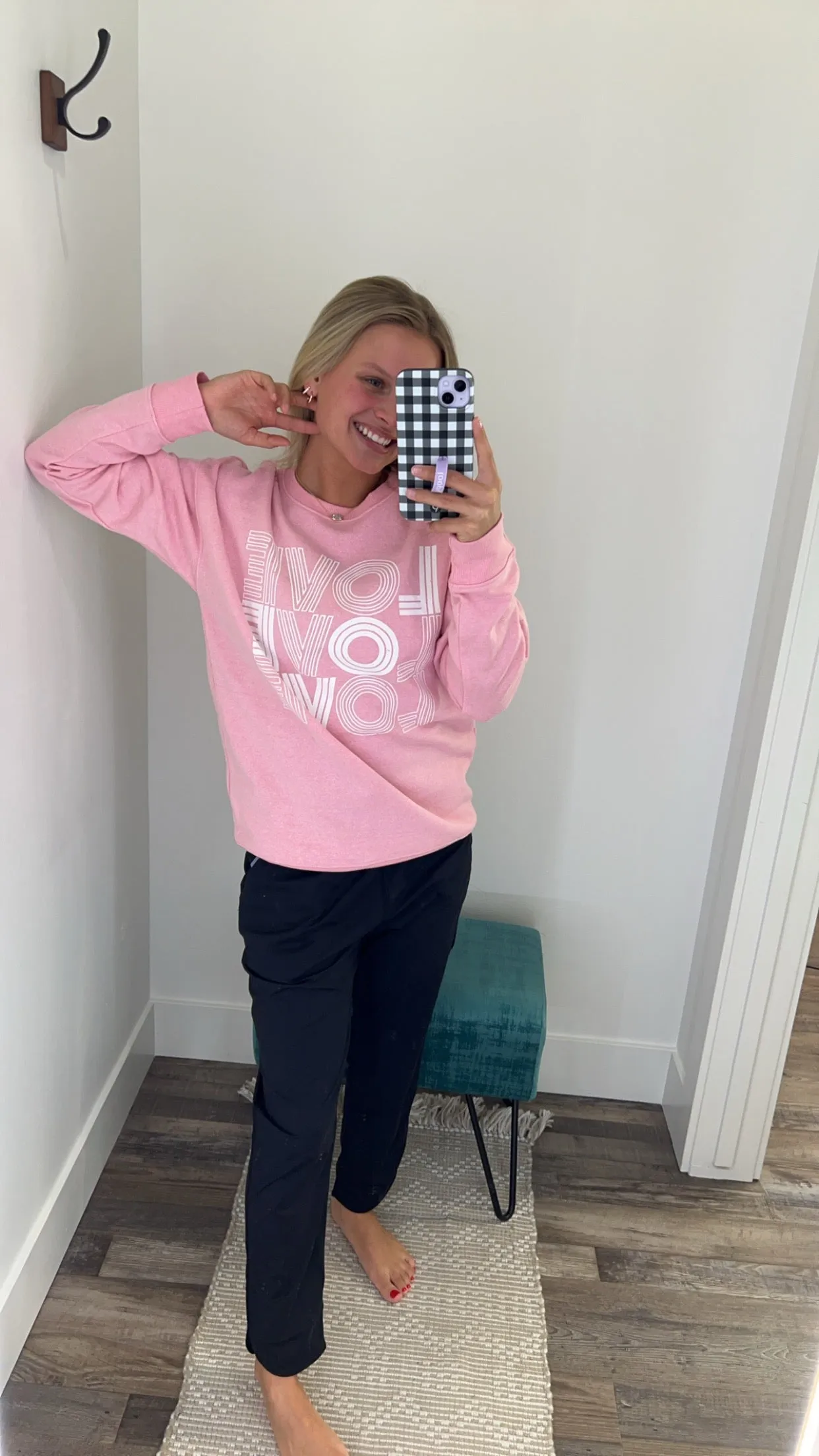 Sea Pink Love Graphic Sweatshirt
