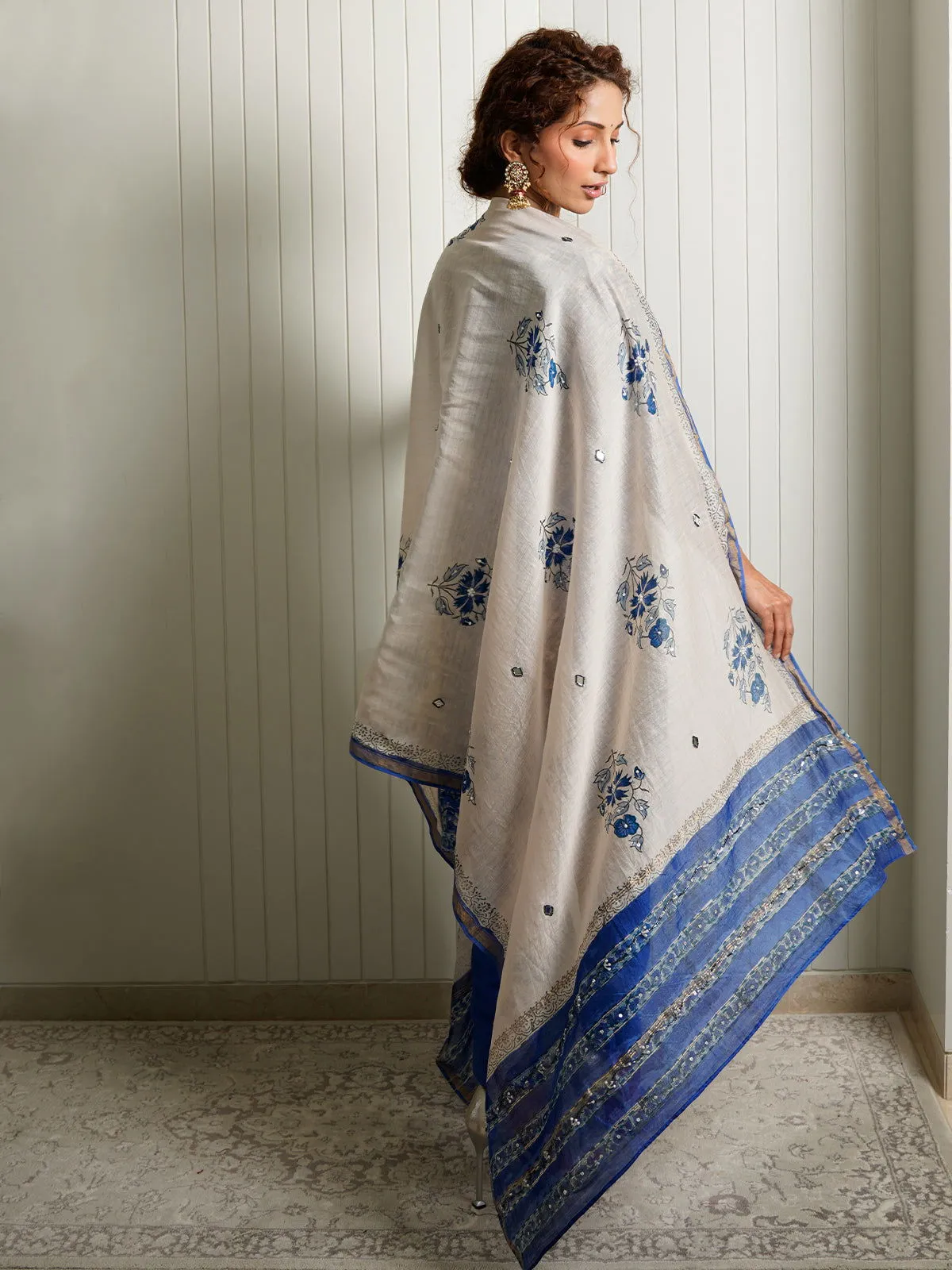 Women Chanderi Printed Vneck Regular Fit Suit Set Blue